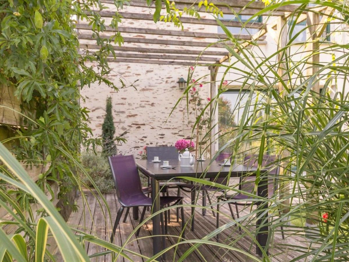 Charmante Maison Renovee A 300M De La Loire Avec Jardin, Terrasse, Wifi Et Equipements Bebe - Fr-1-306-815 Saint-Julien-de-Concelles Exterior photo